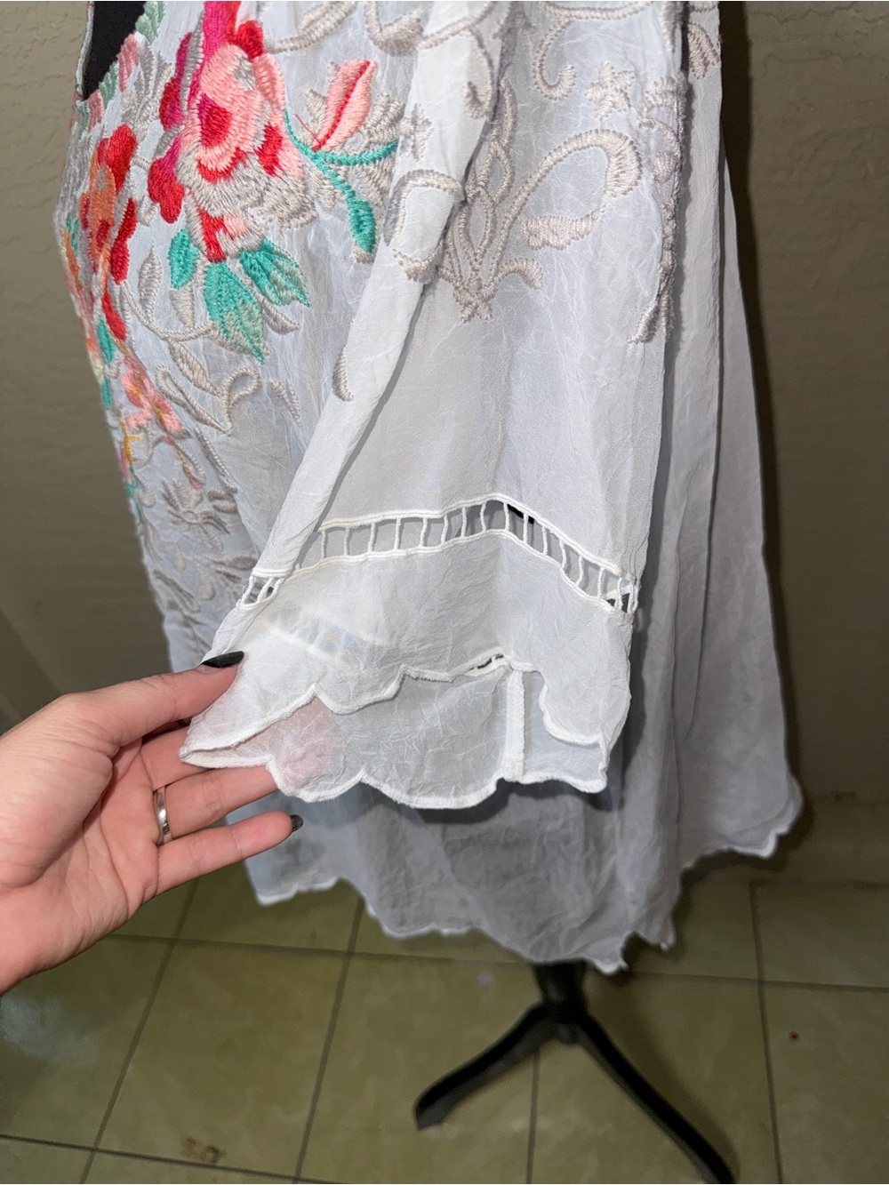 Johnny Was Boho Cottagecore Floral Embroidered Cupra Peasant Top 2XL - Picture 7 of 11